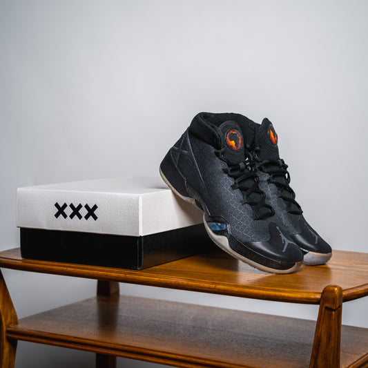 Jordan XXX "Black Cat" // Grösse EU 44 // Sneaker